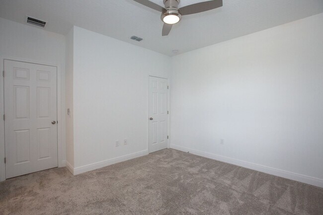 Building Photo - 1431 Broad Wing Ln