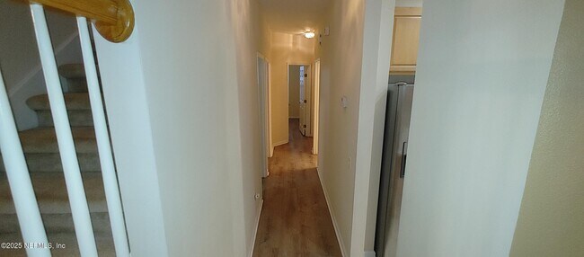 Building Photo - 10542 Castlebar Glen Dr S