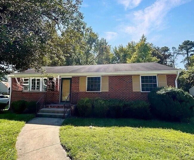 Building Photo - 10814 Bluebell Dr