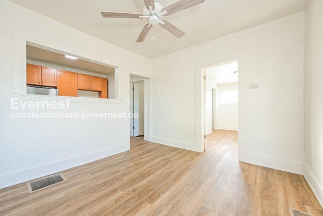 Building Photo - 4902 Meade St