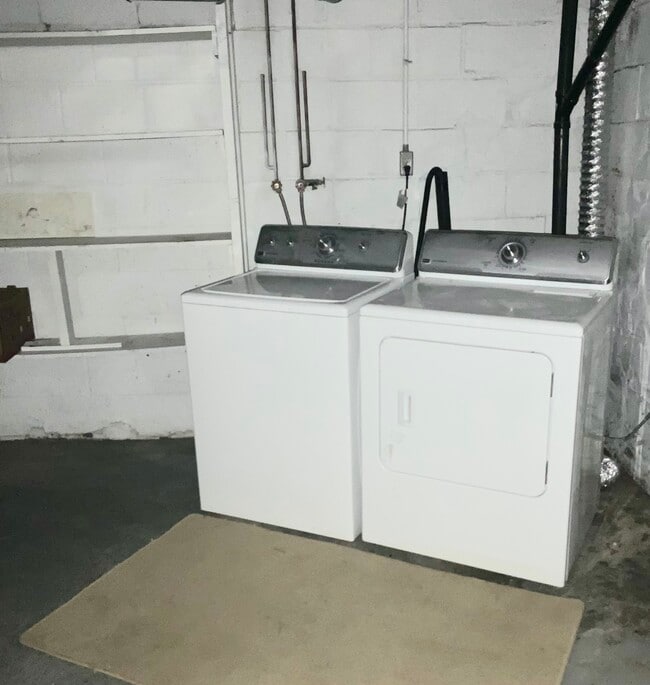 Building Photo - 5122 W 50th Terrace