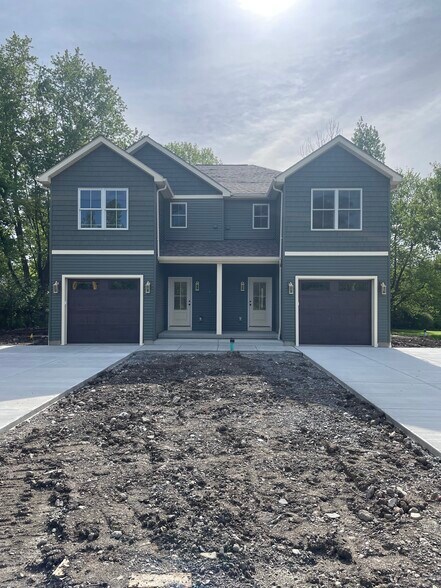 Building Photo - 4035 California Rd