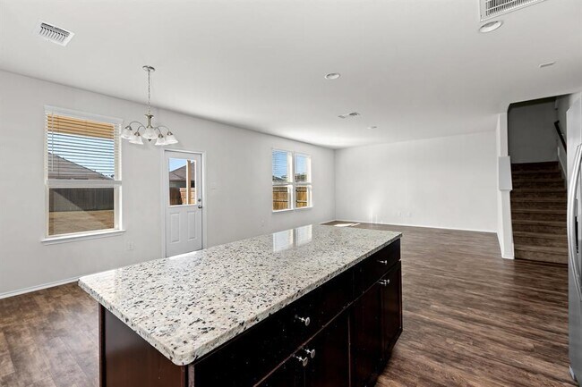 Building Photo - 457 Bedford Falls Ln