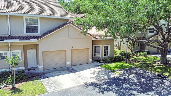 Building Photo - 1236 N Fairway Dr