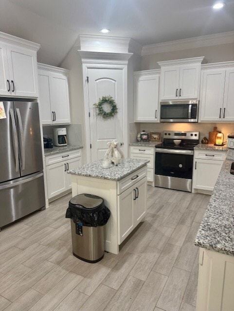 Building Photo - 535 Calla Lily Wy