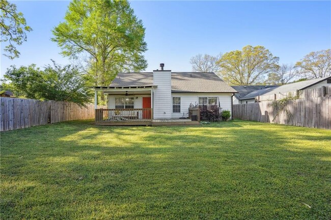 Building Photo - 2061 Tiger Flowers Dr NW
