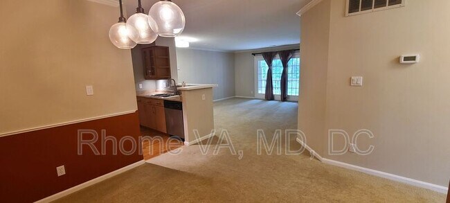 Building Photo - 7507 Ashby Ln