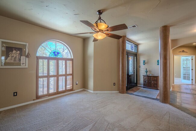 Building Photo - 111 Coker Ln