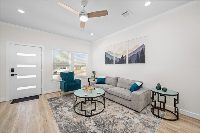 Building Photo - 7089 Tierwester St