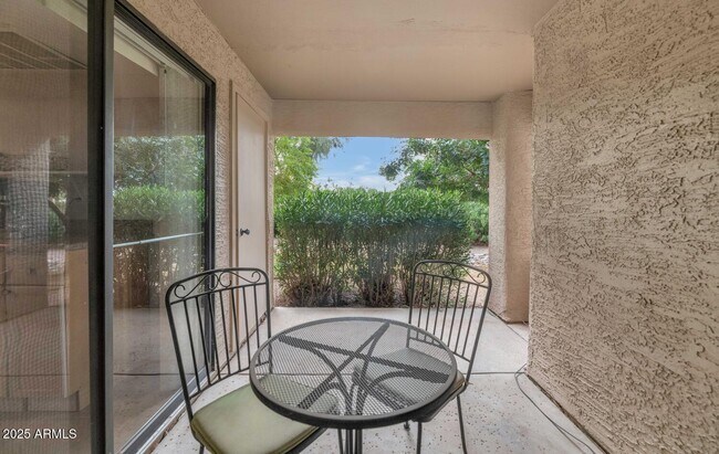 Building Photo - 9445 N 94th Pl