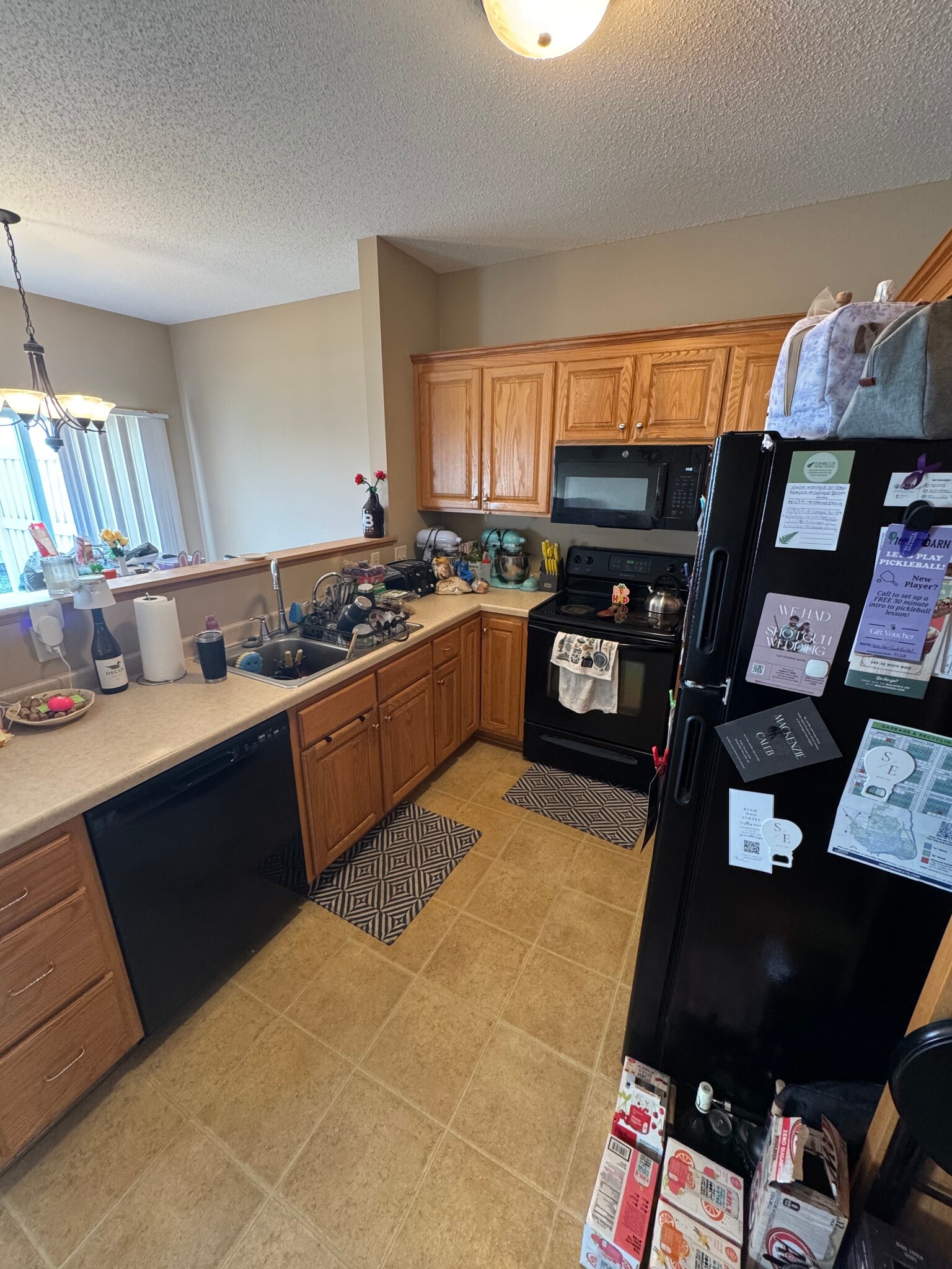 Kitchen Area - 2156 Willow Trail