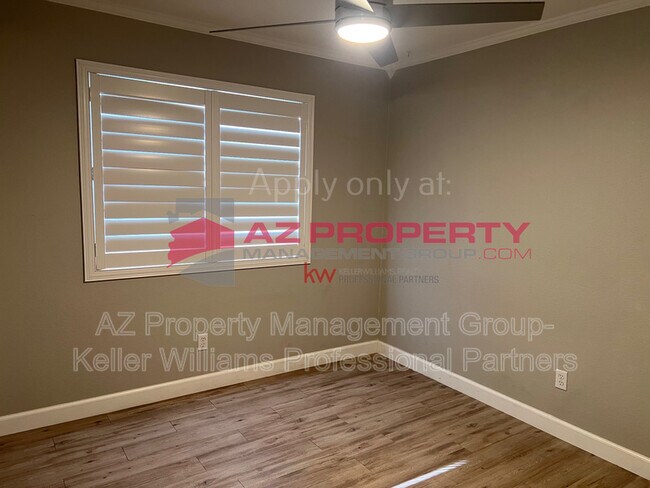 Building Photo - 20919 N 86th Dr