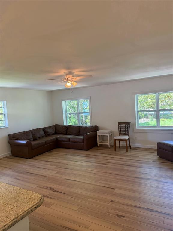 Building Photo - 7478 Lake Marsha Dr