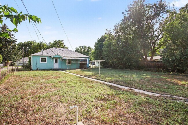 Building Photo - Great Home ready now Great Neighborhood!