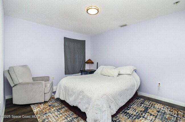Building Photo - 177 Chicory Ave NE