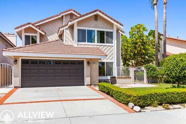Building Photo - Beautifully Upgraded Home in Prime Mission Viejo Location