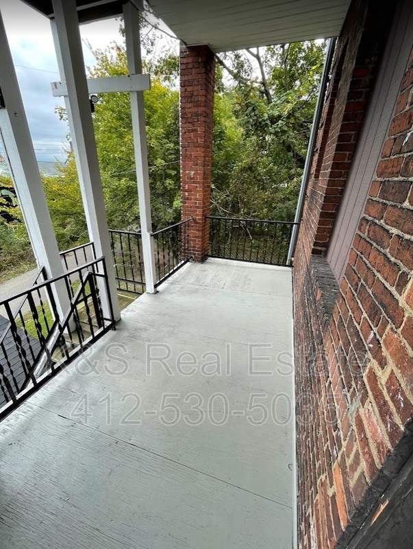 Building Photo - 341 Orchard Pl