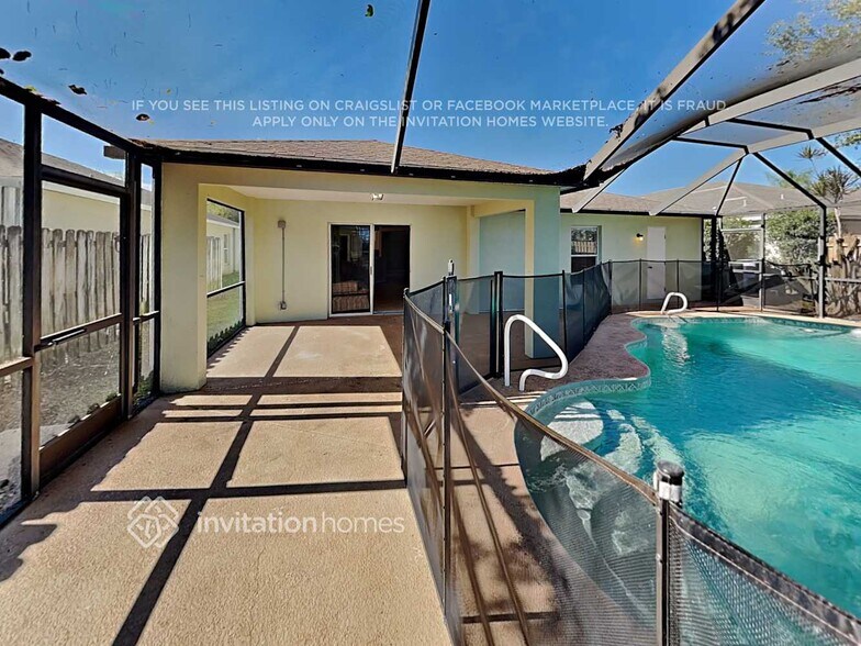 Building Photo - 2414 Bayhill Dr