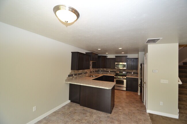 Building Photo - Beautiful 3 Bed/2.5 Bath in Draper!!!