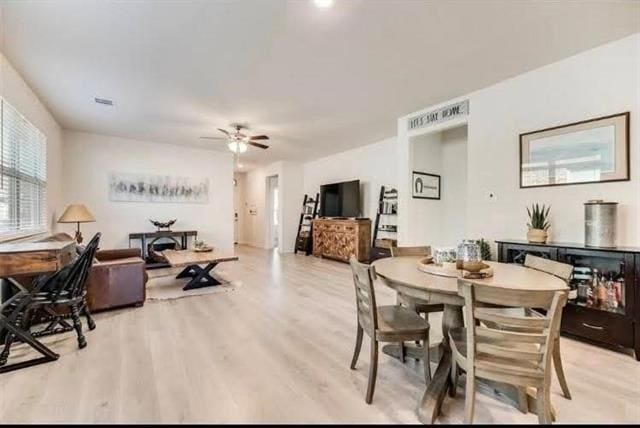 Building Photo - 2621 Franklin Dr