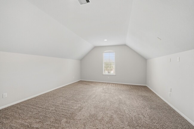 Building Photo - 223 Auburn Shores Ct