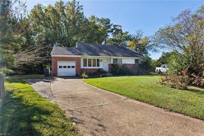 Building Photo - 301 Pepper Mill Ct