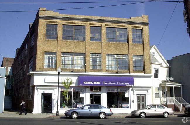 Building Photo - 226 New Brunswick Ave