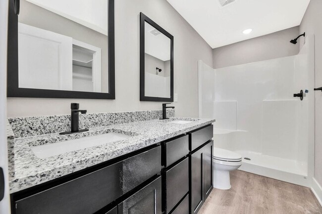 Building Photo - 5378 N Toben Dr