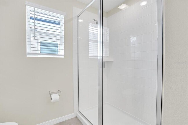 Building Photo - 1919 Tropical Palms Cir