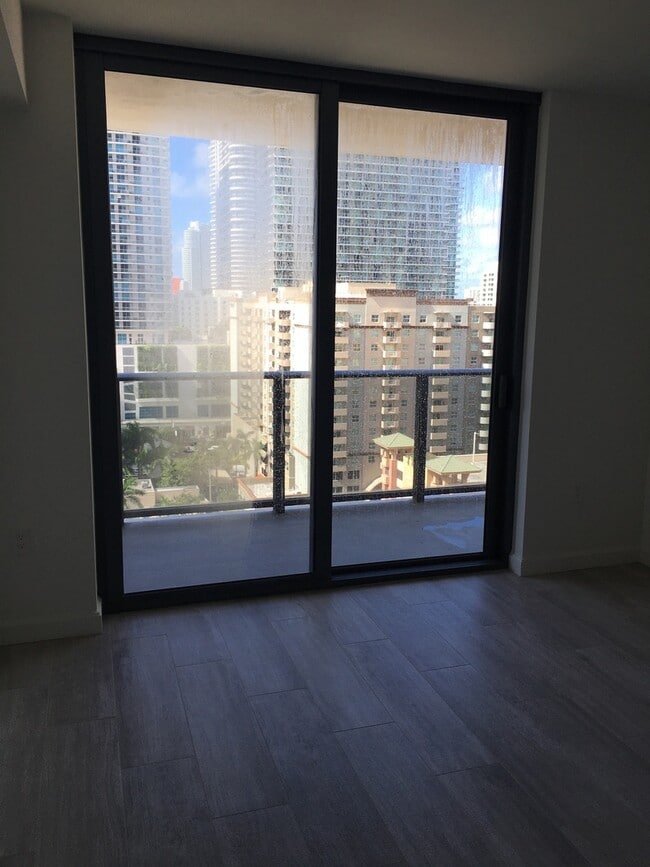 Building Photo - Brickell Heights East #1104 for rent