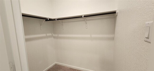 Building Photo - 505 Los Olives Ln