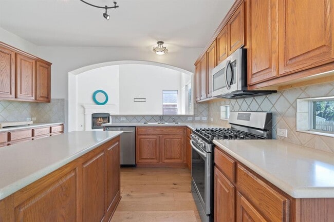 Building Photo - 2109 Petrified Forest Dr