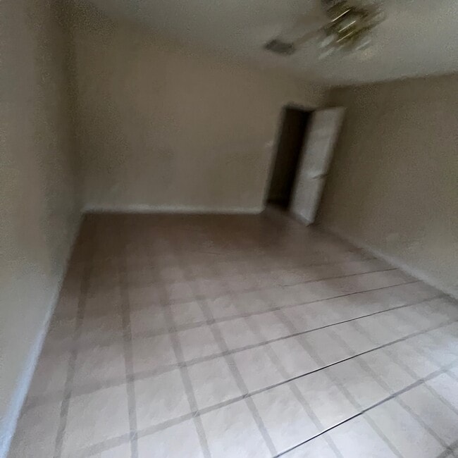 Building Photo - 161 Pinehill Mnr