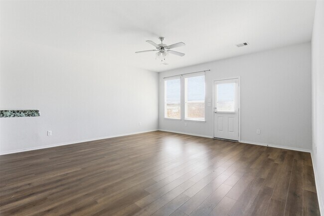 Building Photo - 15917 Tug Ct