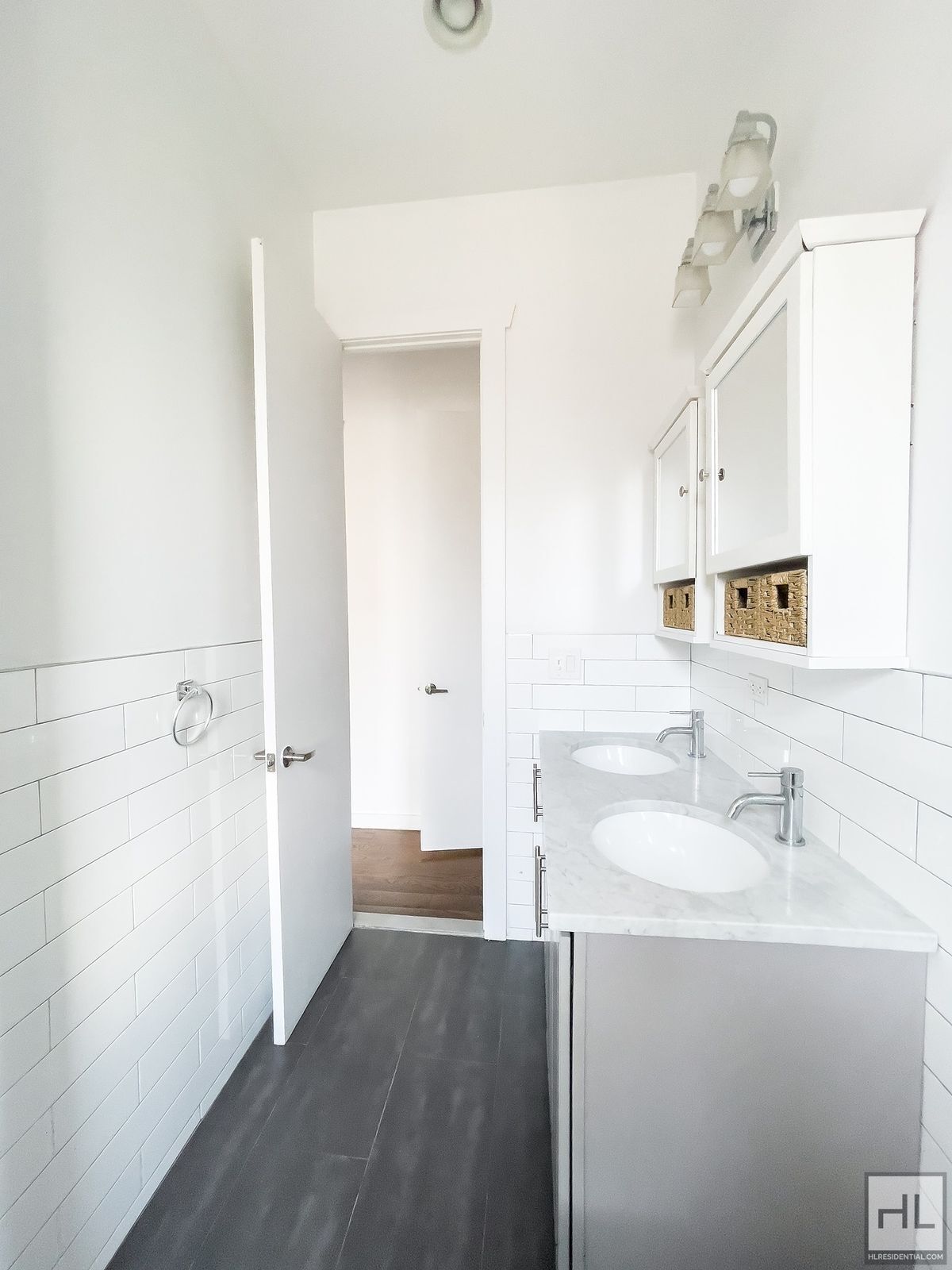 Building Photo - EASTERN PARKWAY / 2-Bed 1 Bath