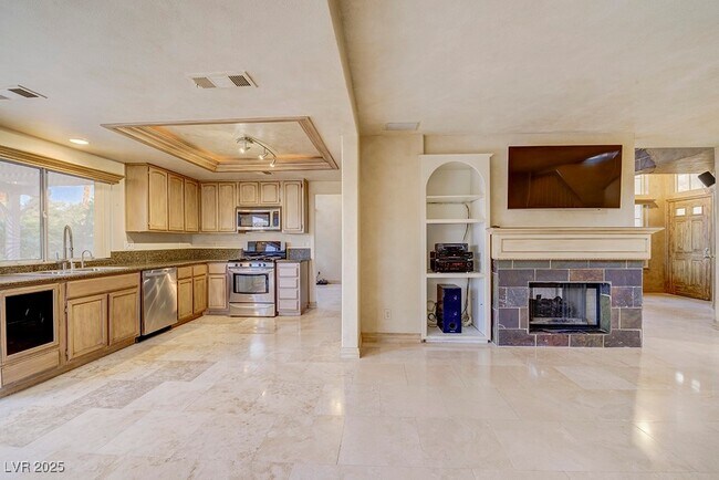 Building Photo - 2394 Millcroft Dr