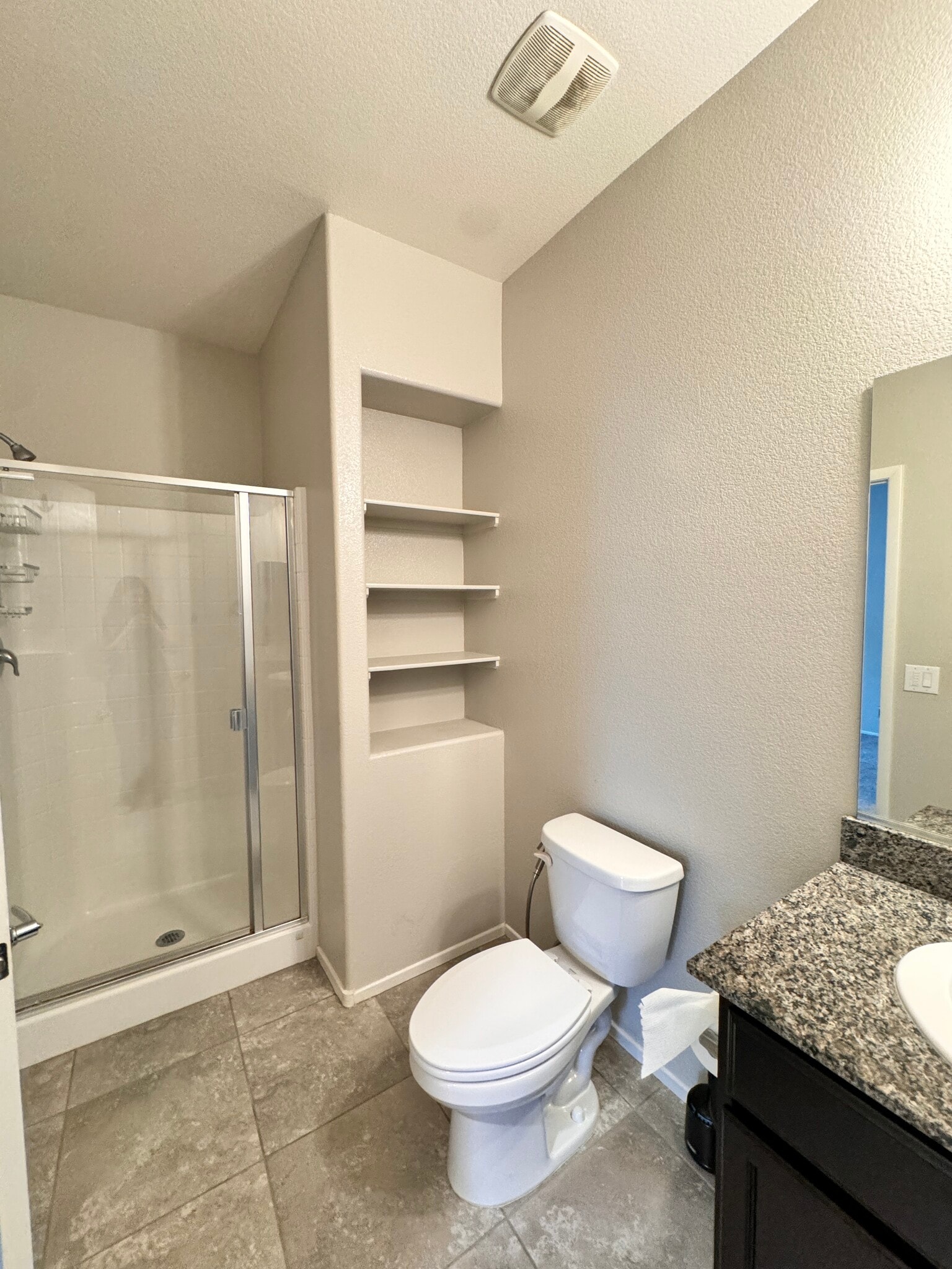 Building Photo - 4018 White Opal St