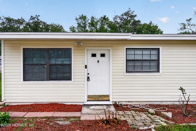 Building Photo - 255 Woodside Dr