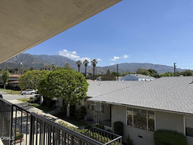 Building Photo - 520 Linwood Ave