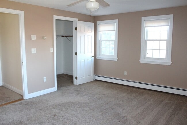 Building Photo - 700 Wrentham Rd