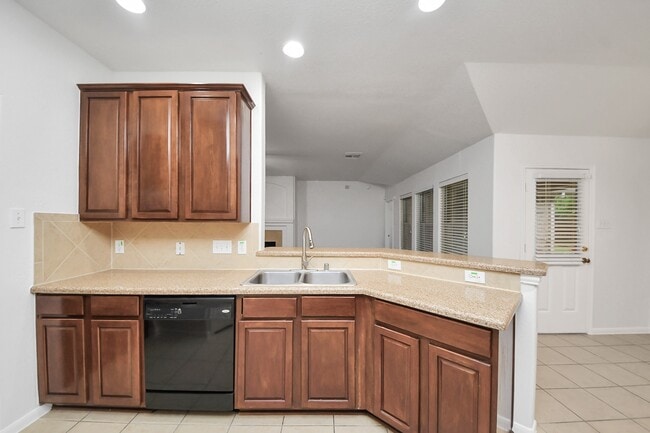 Building Photo - 2412 Appian Way