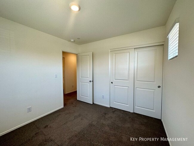 Building Photo - 1124 Meadow Sparrow Pl