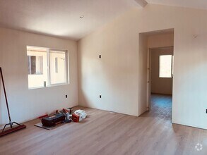Building Photo - 1561 Royal Way
