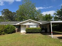 Building Photo - 114 Fairview Ln