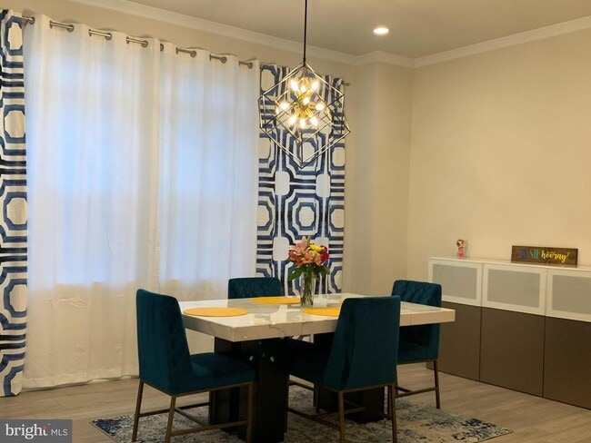 Building Photo - 23603 Hopewell Manor Terrace