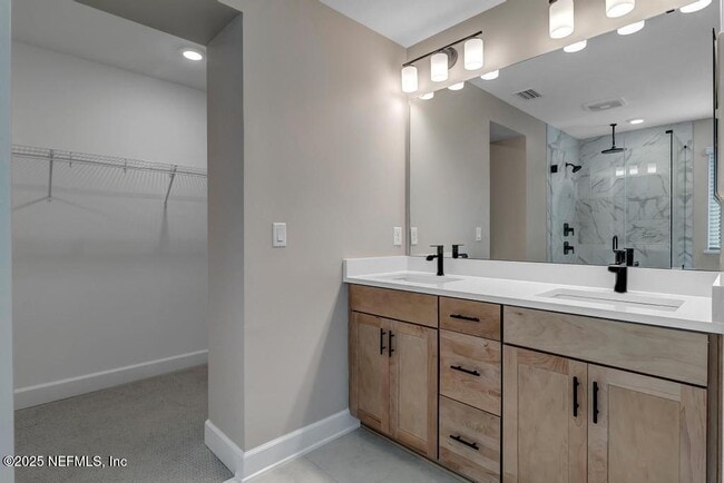 Building Photo - 428 Settler's Landing Dr