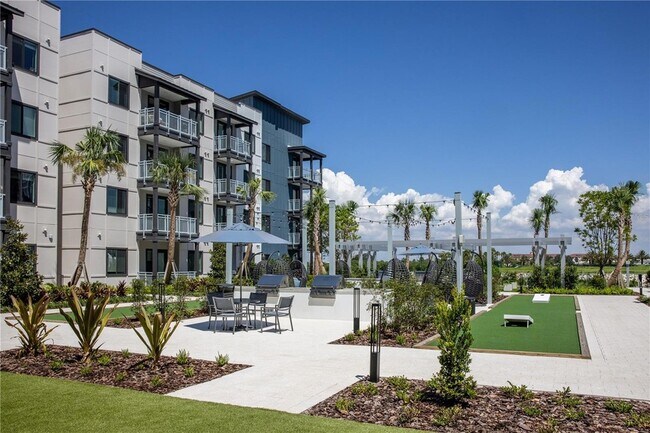 Building Photo - 5127 W Tyson Ave