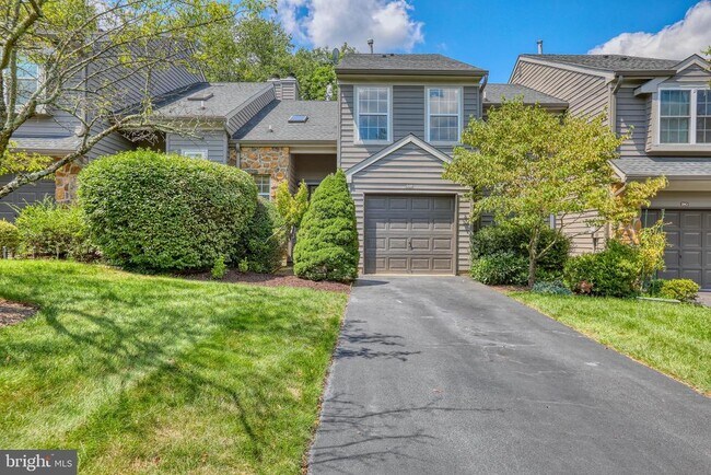 Primary Photo - 20 Andover Cir