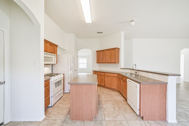 Building Photo - 18531 Windy Village Ln