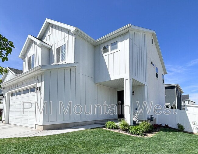 Building Photo - 3855 S 3025 W